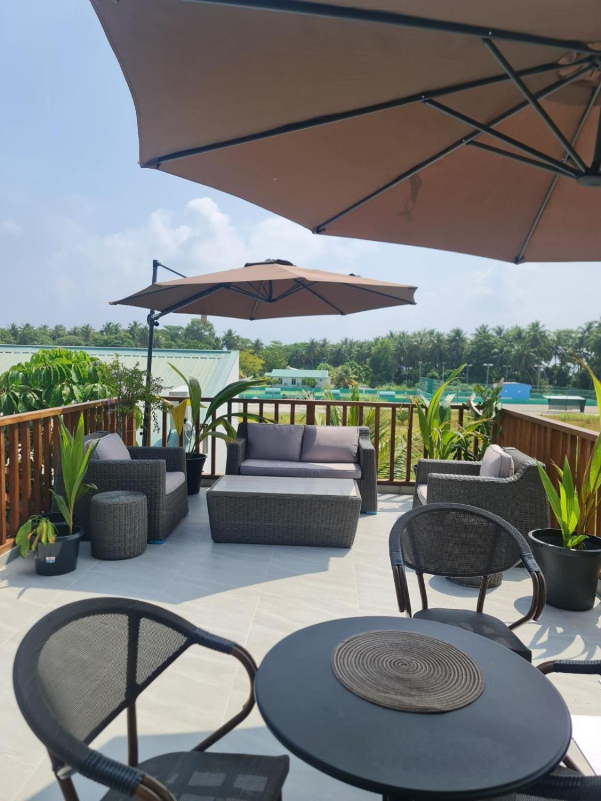 Hotel Nihaali Maldives Kudarikilu Esterno foto